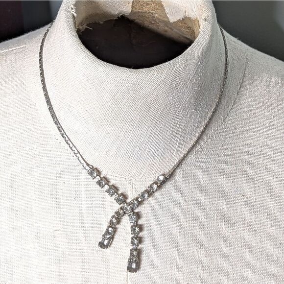 Vintage Rhinestone And Silver Choker Style Necklace 5" Diameter - Picture 4 of 12